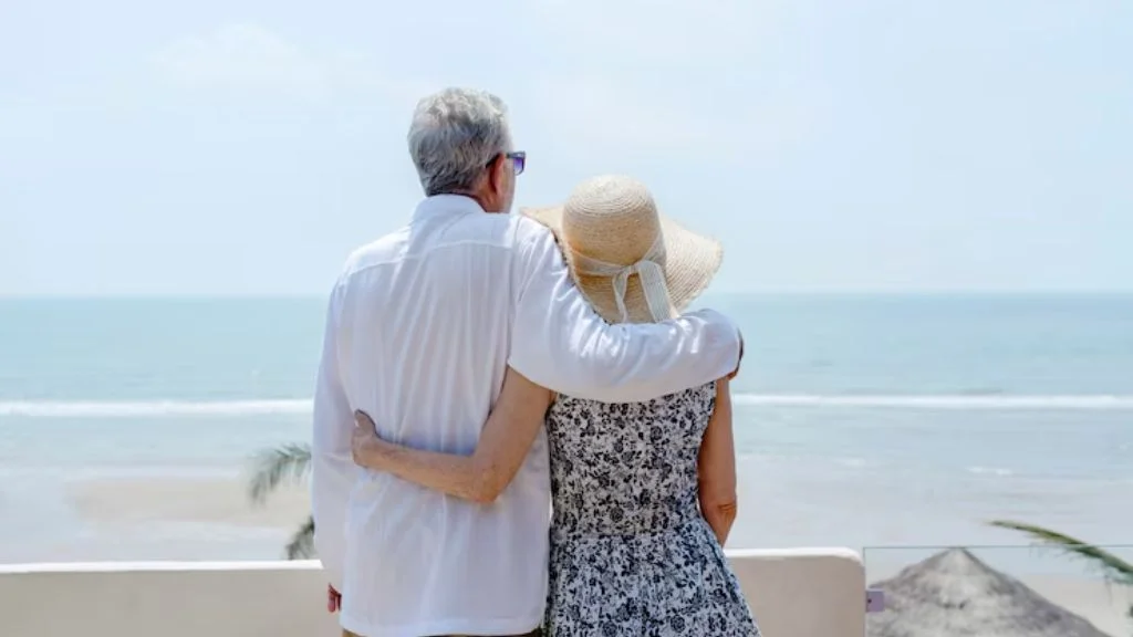 benefits of retiring in Loreto Baja Sur