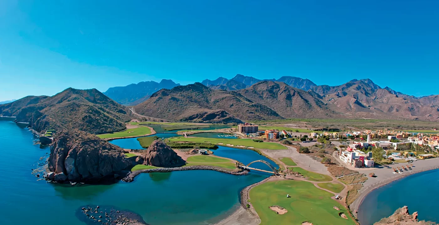 loreto-_LE_upscale_balanced_x4